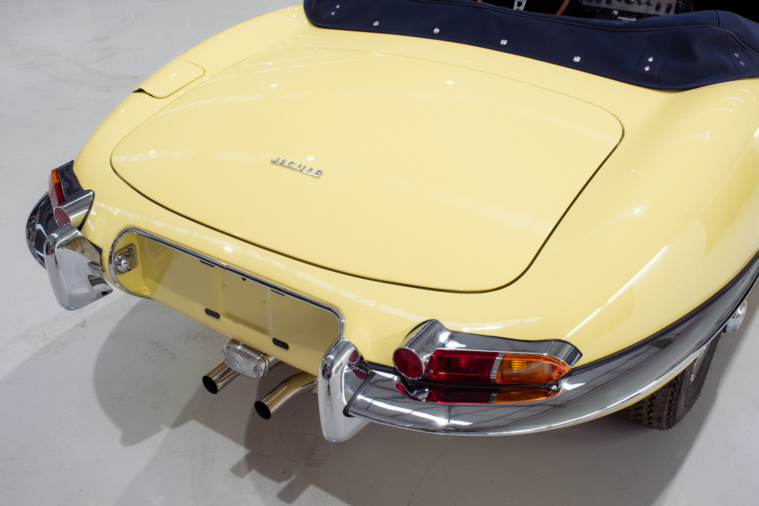 JaguarE-TypeOTSPrimrose-010