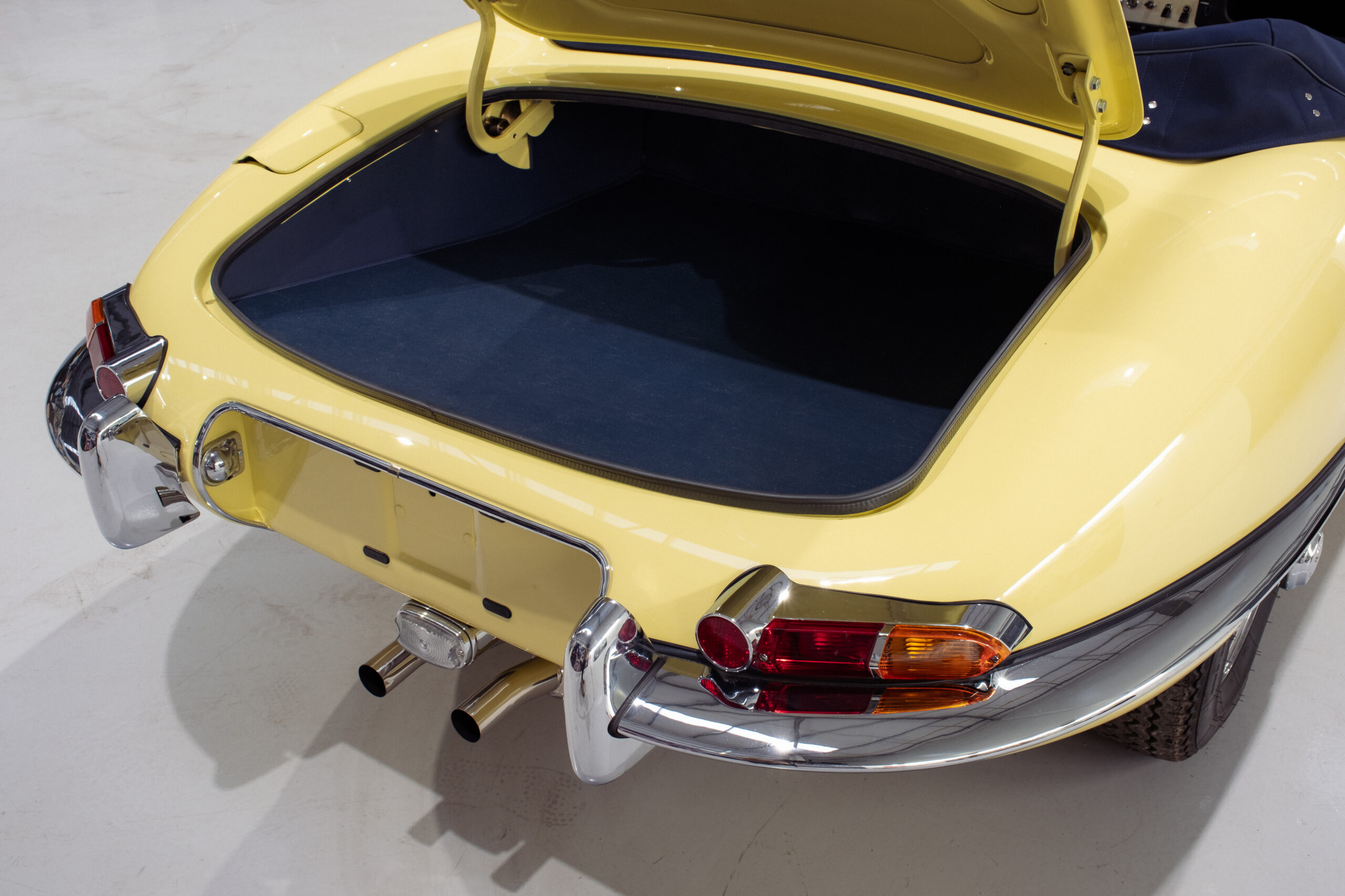 JaguarE-TypeOTSPrimrose-011