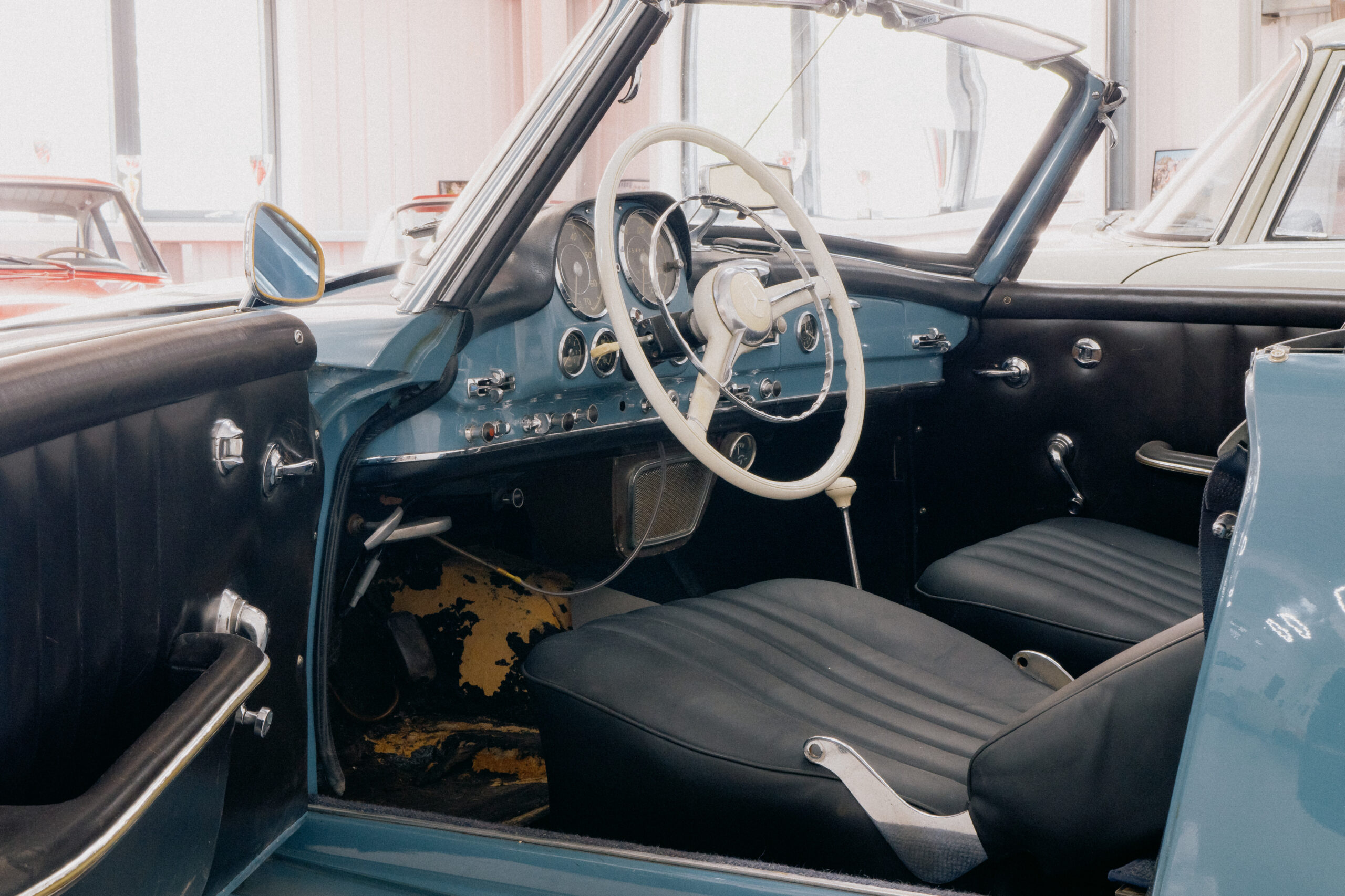 MercedesBenz190SLBlue-RestorationProject-005