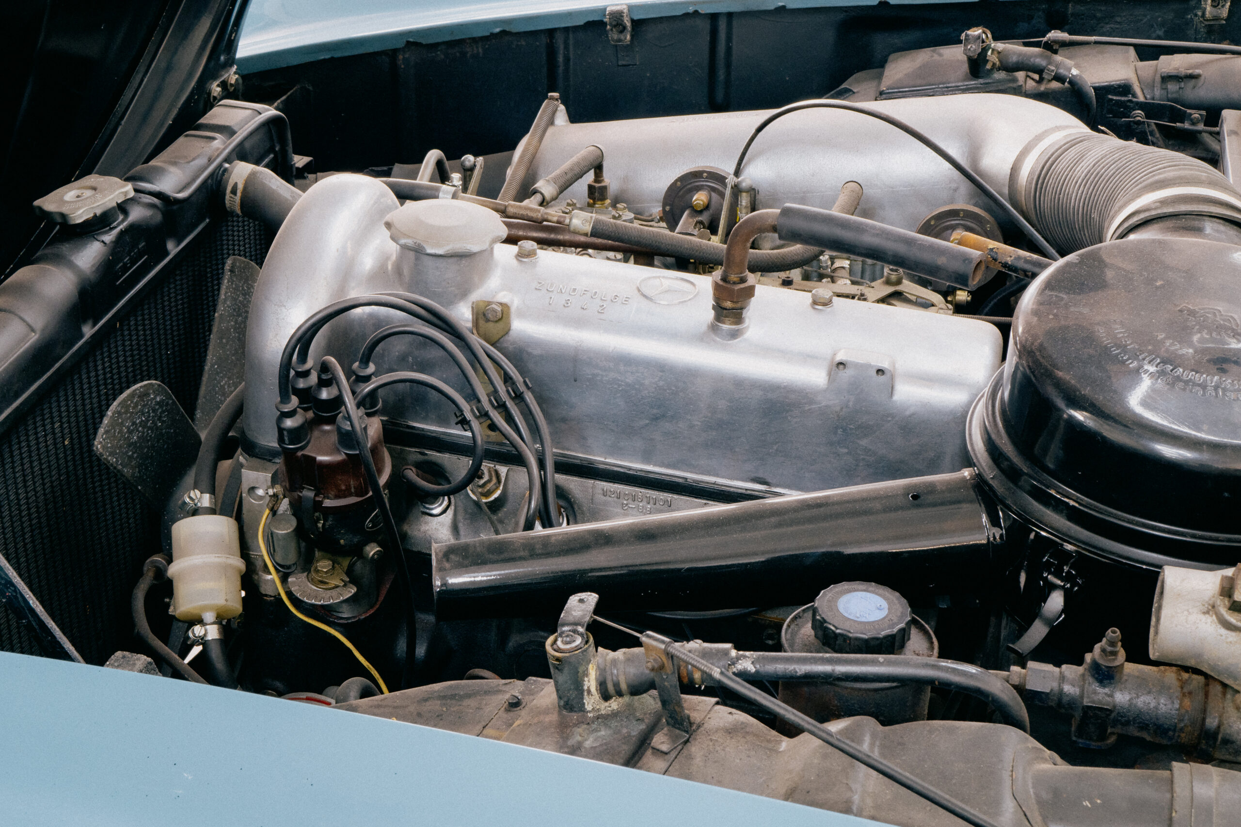 MercedesBenz190SLBlue-RestorationProject-008